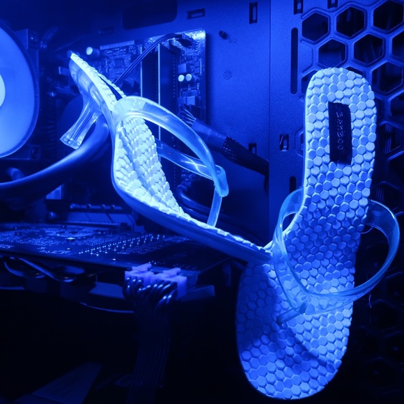 Clear To See Heels - Picture 3 of 8